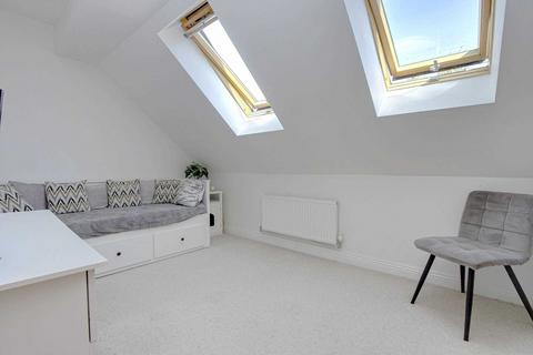 14 Martin Cooper Close, Caversham, Reading, RG4 6AE