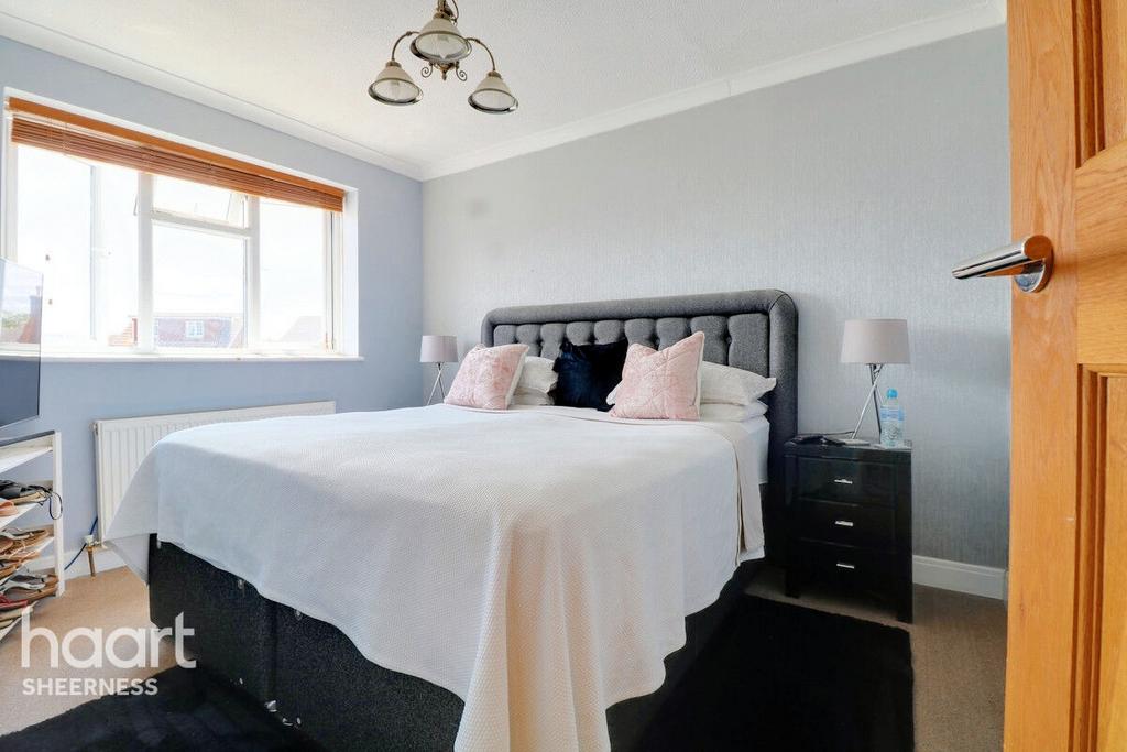 The Glen, Minster on sea 3 bed semidetached house for sale £325,000