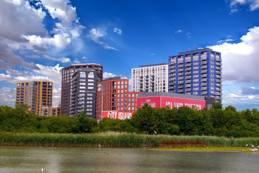Corson House, London City Island, Canning Town E14 1 bed apartment £