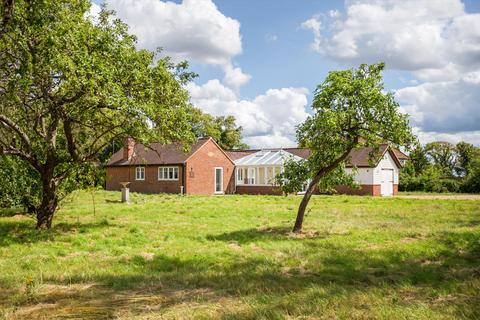 2 bedroom bungalow for sale, Red Hill, Denham, UB9