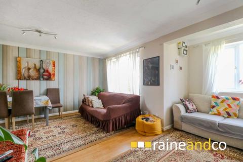 43 Ground Lane, Hatfield, AL10 0HQ