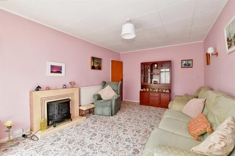 2 bedroom semi-detached bungalow for sale - Cherry Grove, Tonbridge, Kent