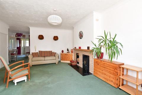 3 bedroom end of terrace house for sale, Luton Court, Broadstairs, Kent