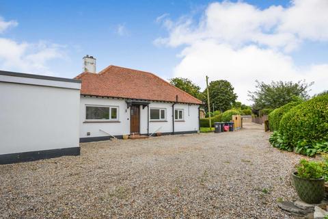 4 bedroom detached bungalow for sale - Convent Road, Broadstairs