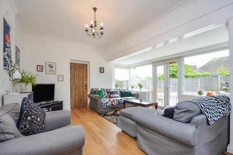 4 bedroom detached bungalow for sale - Convent Road, Broadstairs