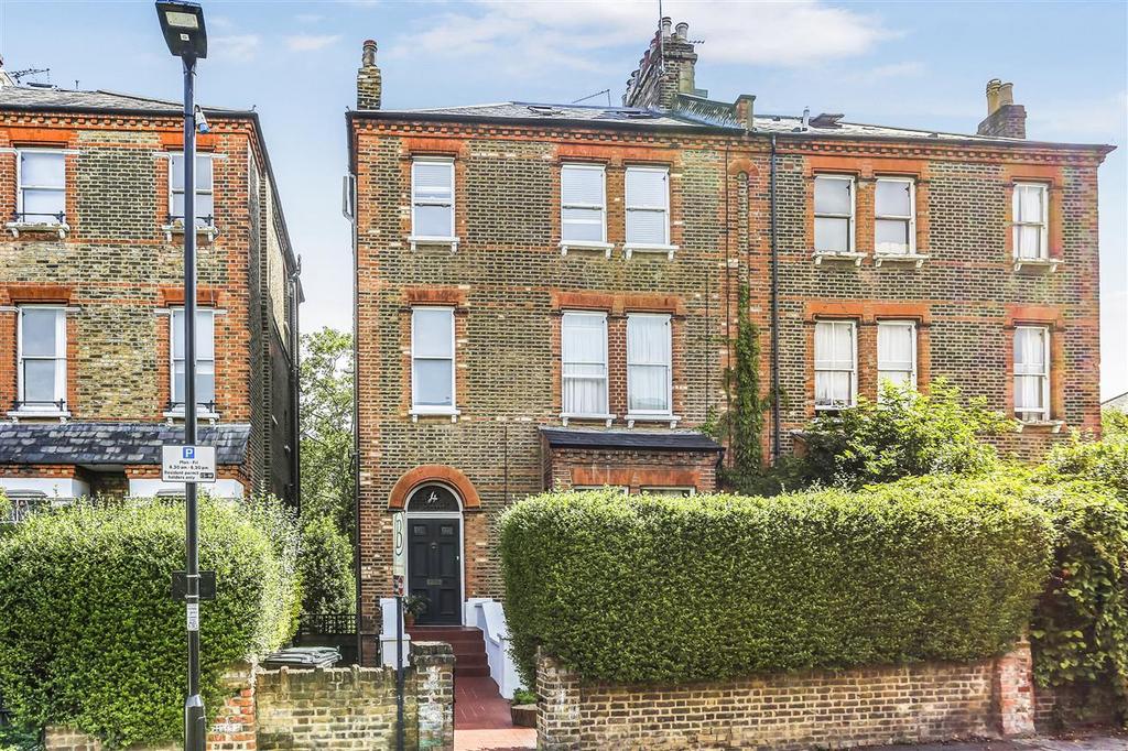 Dalmeny Road, London 2 bed apartment for sale £625,000