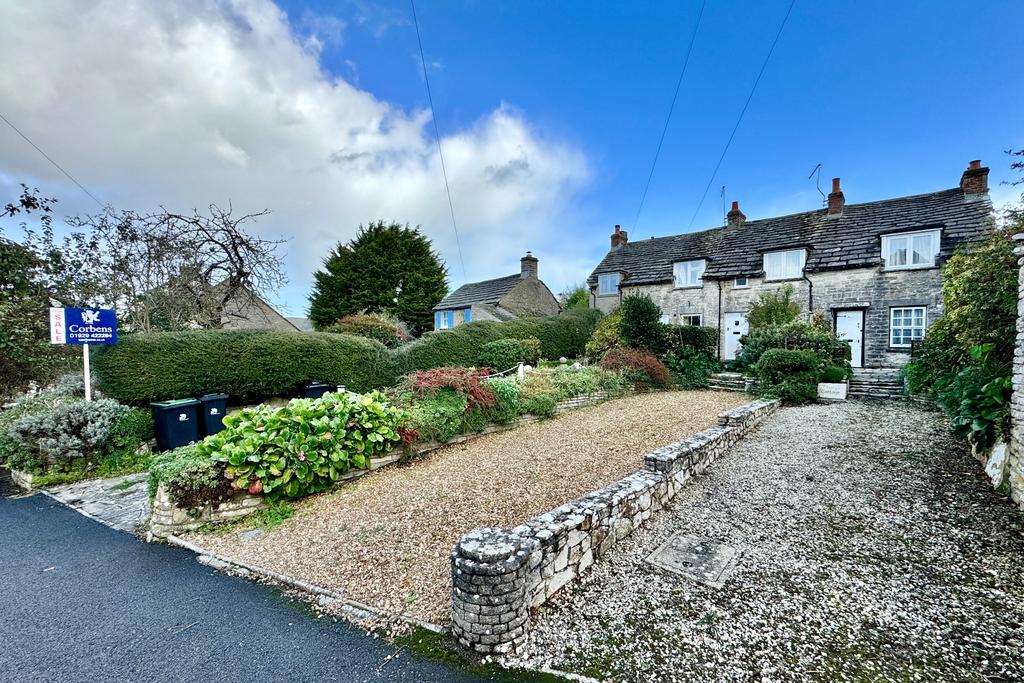BELL STREET, SWANAGE 1 bed end of terrace house for sale £295,000