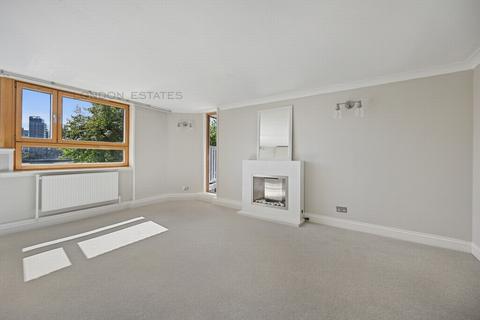3 bedroom apartment to rent, Blantyre Walk, Worlds End Estate, Kings Road, Chelsea, SW10