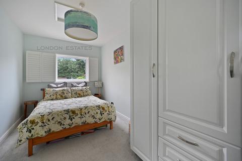 4 bedroom house for sale, Oliver Close, Chiswick, W4