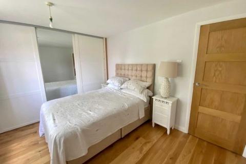 6 Ware Point Drive, London, SE28 0HJ