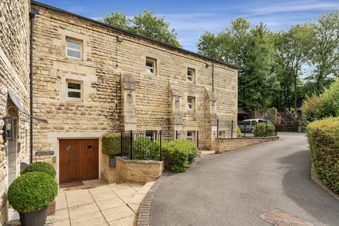 4 bedroom townhouse for sale, Aldgate Court, Ketton, Stamford, PE9
