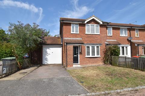 3 bedroom terraced house for sale, Primrose Way, Chestfield, Whitstable