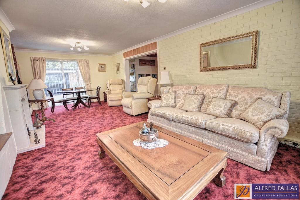 West Meadows Road, Cleadon Village 4 bed semidetached house £429,950