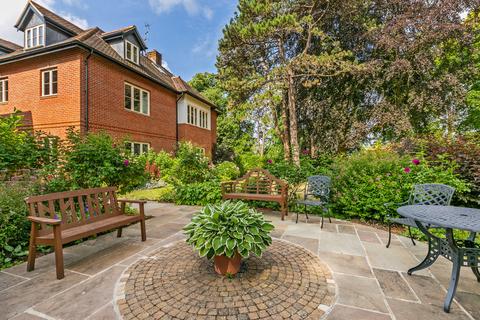 12 Milesdown Place, Winchester, SO23 0AG
