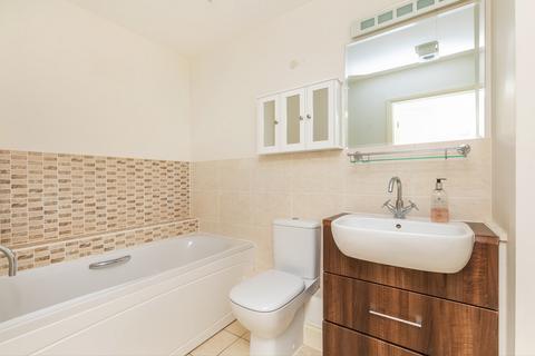 12 Milesdown Place, Winchester, SO23 0AG