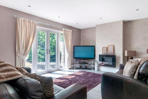 41 Fernheath Way, Dartford, DA2 7PE