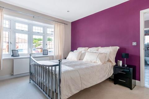 41 Fernheath Way, Dartford, DA2 7PE