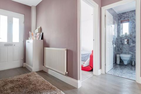 41 Fernheath Way, Dartford, DA2 7PE