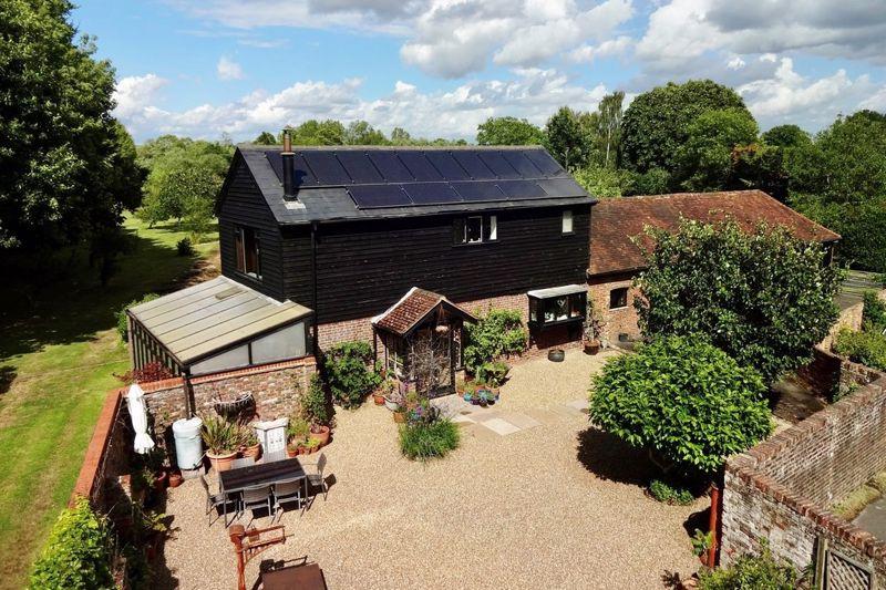 Lucks Lane, Paddock Wood 4 bed detached house for sale £1,225,000