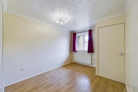 40 Elmdon Road, South Ockendon, RM15 5BF