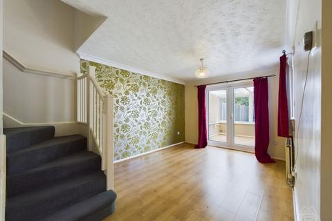 40 Elmdon Road, South Ockendon, RM15 5BF