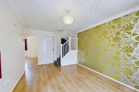 40 Elmdon Road, South Ockendon, RM15 5BF