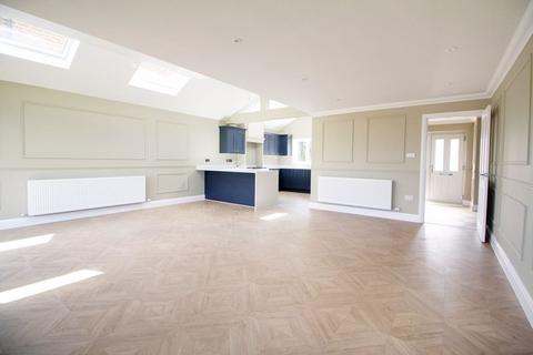 undefined, Chiltern Close, Goffs oak EN7