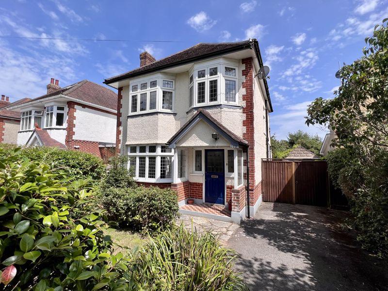 West Way, Bournemouth, BH9 3 bed detached house for sale £515,000