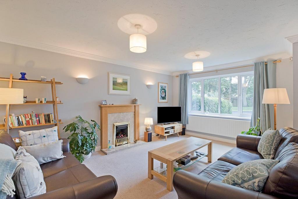 Long Meadows, Burley In Wharfedale LS29 4 bed detached house for sale
