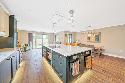 3 bedroom detached house for sale, Wharf Lane, Kirkby On Bain, Woodhall Spa, Lincs, LN10 6YW