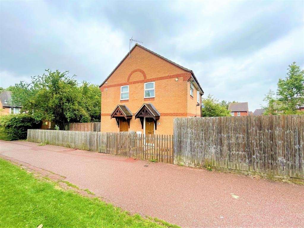 Grosmont Close, Emerson Valley, Milton Keynes, MK4 1 bed semidetached