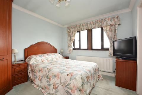 3 bedroom semi-detached house for sale, Belgrave Mews, Rawdon, Leeds