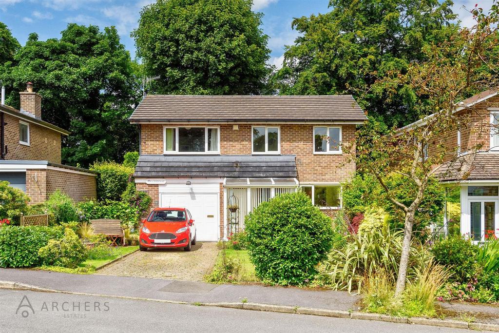 Burnt Stones Grove, Sandygate, Sheffield 5 bed detached house for sale