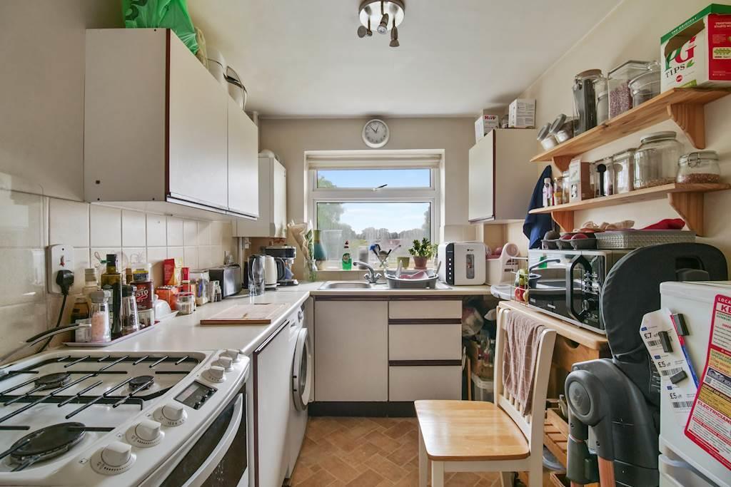 Morgan court Kitchen 1.jpg