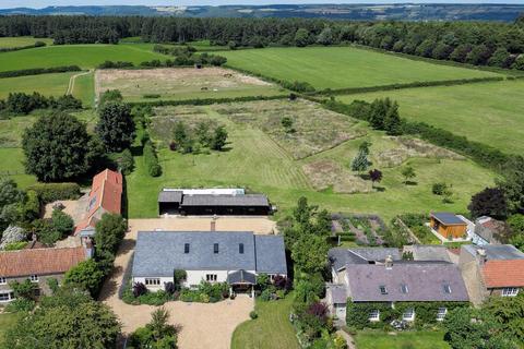 4 bedroom country house for sale, Yearsley, York