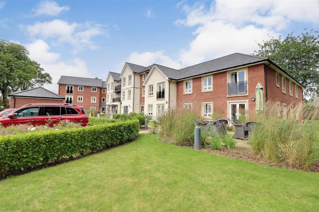 Elloughton Road, Brough 1 bed retirement property for sale £220,000