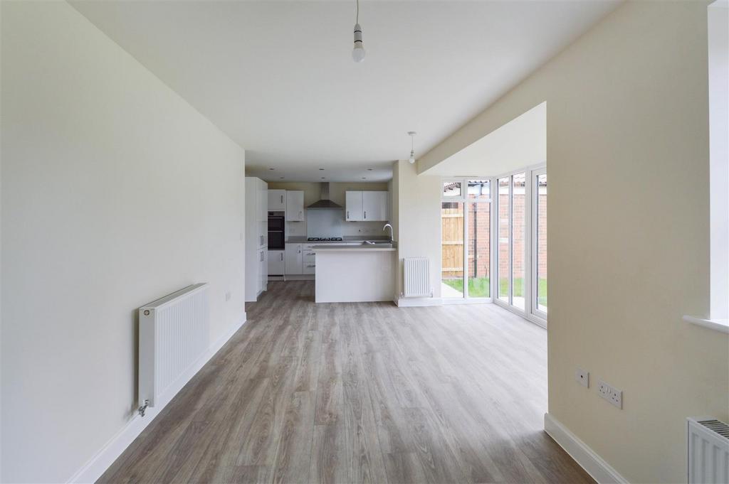 Living / Dining / Kitchen