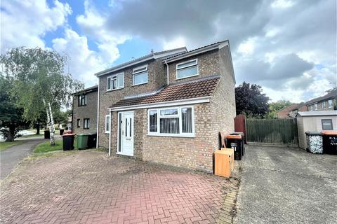 5 bedroom end of terrace house for sale, Fensome Drive, Houghton Regis, Bedfordshire