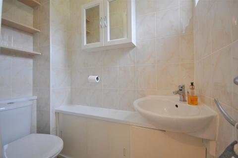12 Maes Brennin, Rhayader, LD6 5EP
