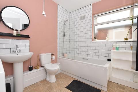 31 Devonshire Terrace, Holmewood, Chesterfield, S42 5RF