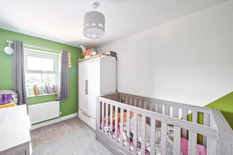 5 Great North Close, Wetherby, LS22 7AF