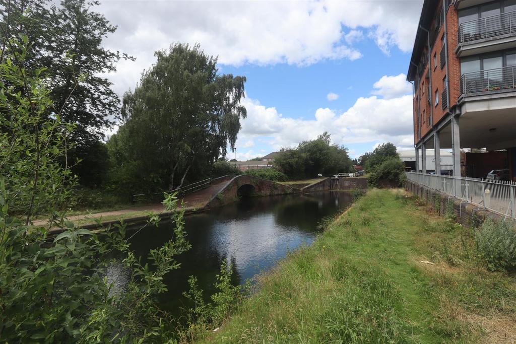 Canal side.JPG