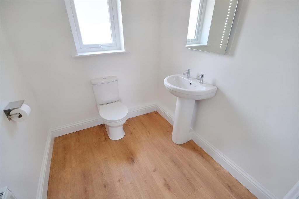 Downstairs WC.jpg