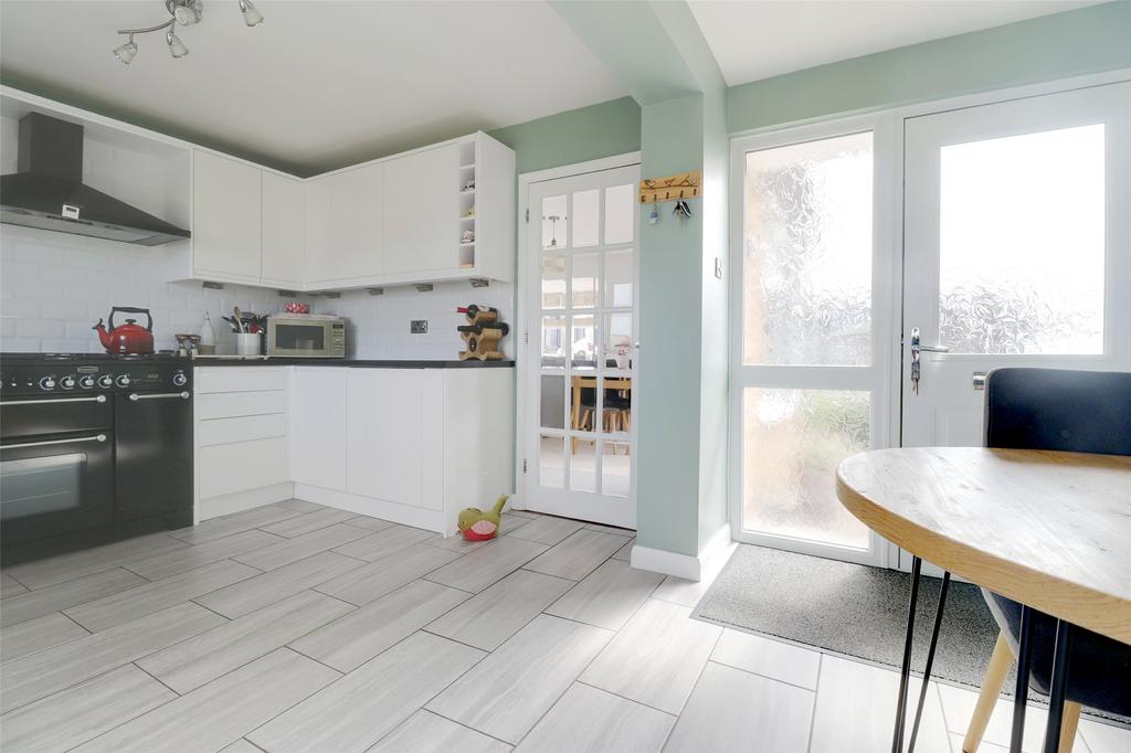 Kitchen/Breakfast Rm