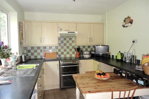 21 Hampton Vale, Hythe, CT21 5SG