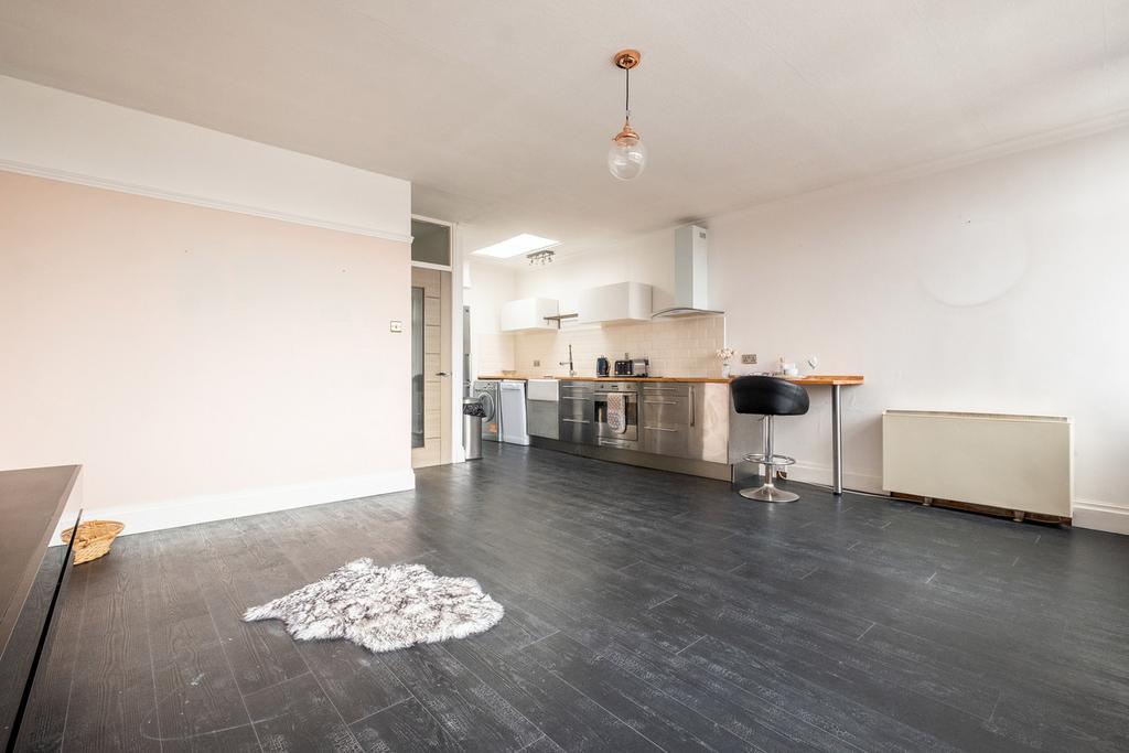 Tuxford Road, Lytham St Annes, FY8 2 bed apartment for sale £117,500