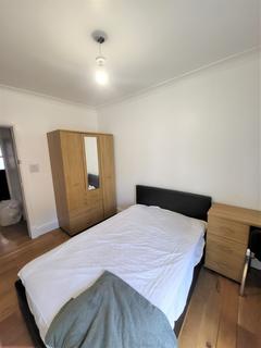 3 bedroom apartment to rent, Little Underbank, Stockport