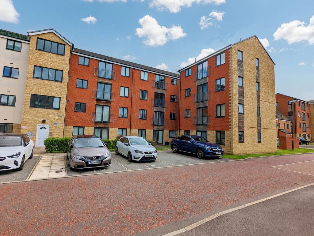 St. Michaels Vale, ., Hebburn, Tyne and Wear, NE31 1RL 2 bed ground