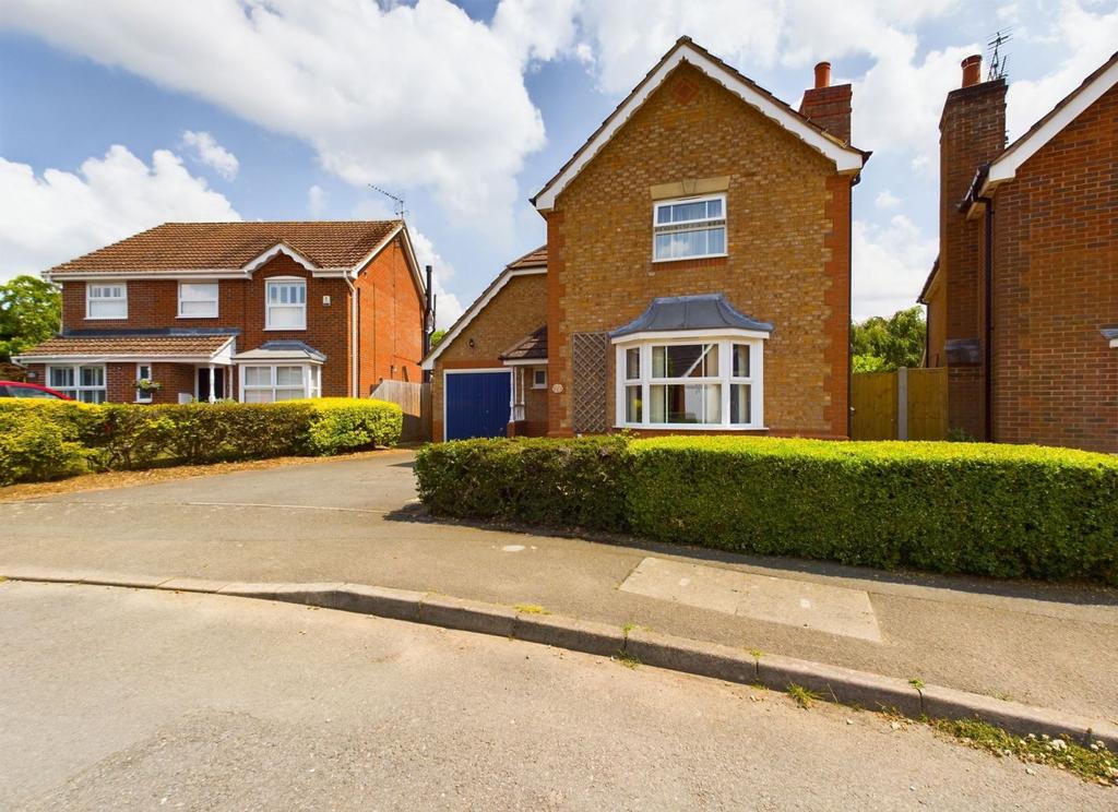 Victoria Close West Haddon Northampton Nn6 7dz 4 Bed Detached House