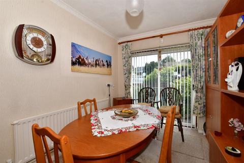 49 Oak Road, Caterham, CR3 5TT